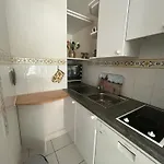 Apartment T2 Avec Terrasse Et Acces Direct A - Fr-1-374-228