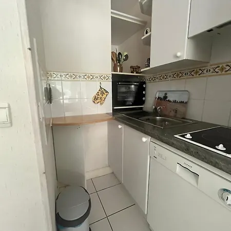 T2 Avec Terrasse Et Acces Direct A - Fr-1-374-228 *