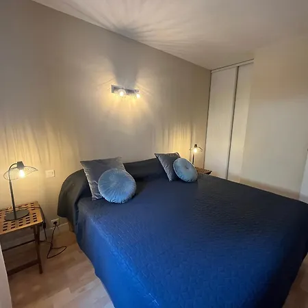 아파트 T2 Avec Terrasse Et Acces Direct A - Fr-1-374-228 *