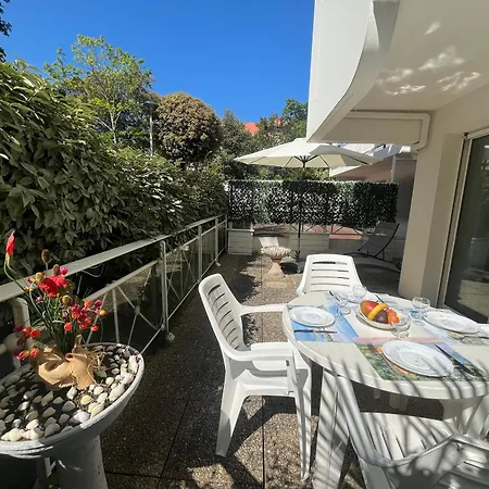 T2 Avec Terrasse Et Acces Direct A - Fr-1-374-228 아파트