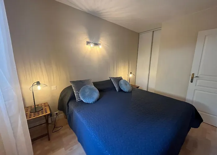 아파트 T2 Avec Terrasse Et Acces Direct A - Fr-1-374-228 *