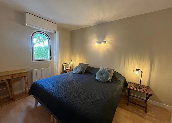 T2 Avec Terrasse Et Acces Direct A - Fr-1-374-228 *