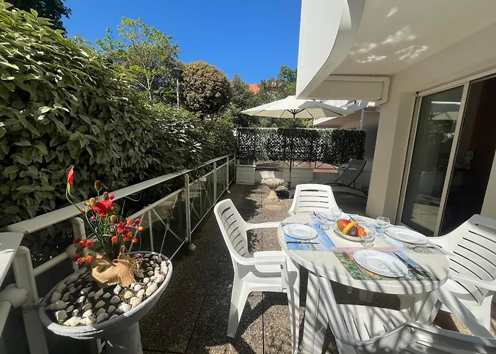 T2 Avec Terrasse Et Acces Direct A - Fr-1-374-228 아파트